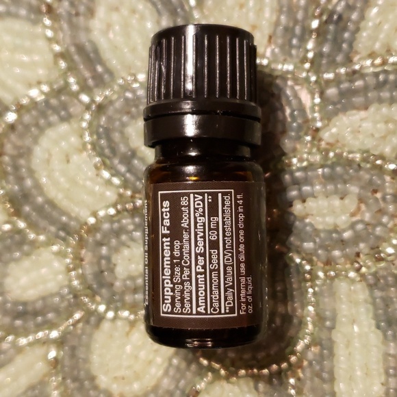 Cardamom Essential Oil by Do TERRA - Picture 3 of 6